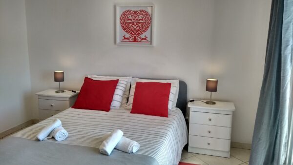 Apartamento T1 1º andar (C)